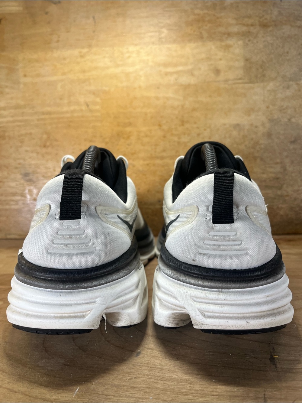 Hoka One One Bondi 8 REFLECTIVE Mens Sz 10.5 Running Shoes Sneakers White Black - Picture 7 of 14